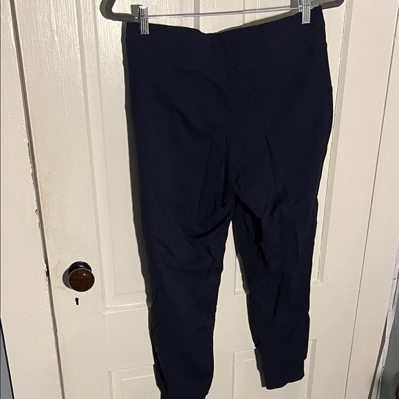 NWOT - Lululemon Size 8 Dance Studio Mid-Rise Jogger 7/8 Length - Picture 4 of 4